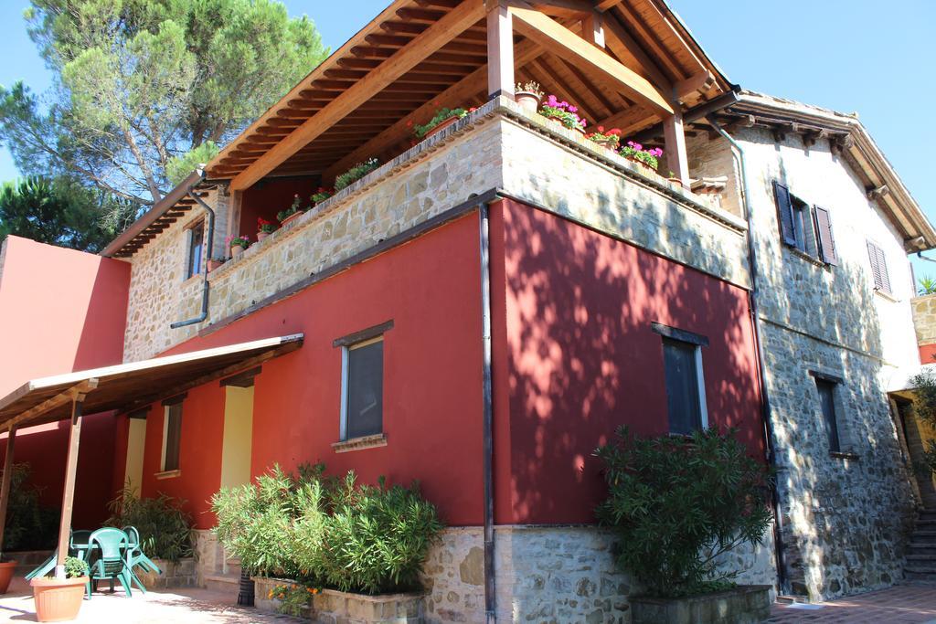 Societa Agricola F.Lli Angelucci Villa Cannara Екстериор снимка