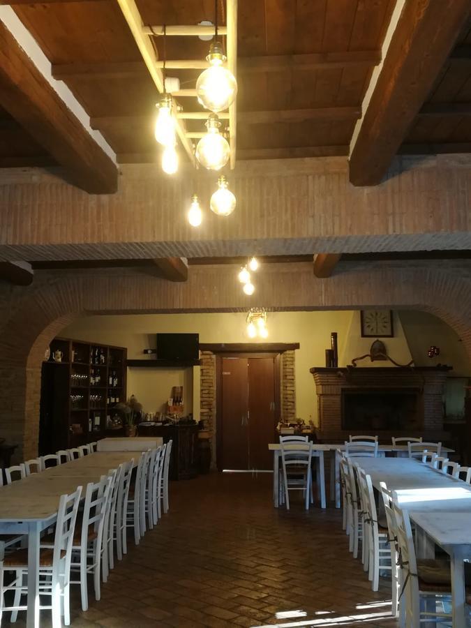 Societa Agricola F.Lli Angelucci Villa Cannara Екстериор снимка